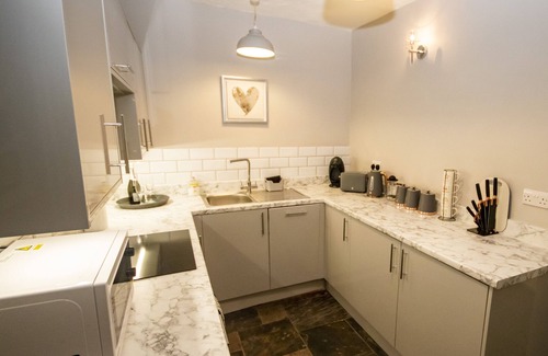 Exmouth Apartment | Apartment right on the seafront of Exmouth Beach.