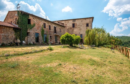 Monteroni d'Arbia Apartment | Apartment 'Romantico' – Farm Stay with View of Siena
