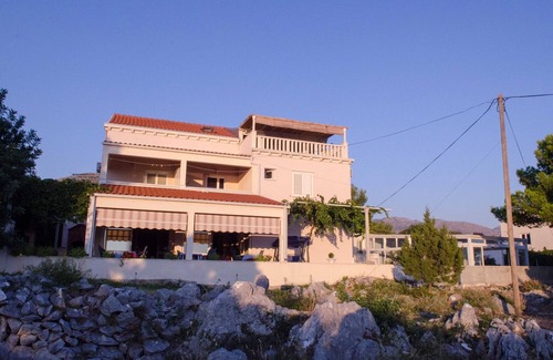 Banici Apartment | Apartment & Rooms Villa Katarina - Double Room with Shared Balcony 1