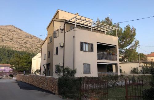 Starigrad Apartment | Apartment Ruza