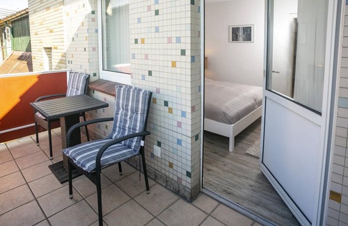 Einbeck Apartment | Apartment, shower and bath, toilet, good as new
