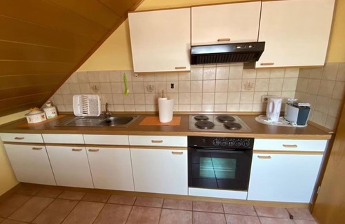 Fischbach bei Dahn Apartment | Apartment 'Sonnenblick - Fewo 2' with Balcony and Wi-Fi