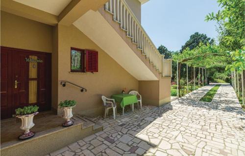 Santalezi Apartment | Apartment Stepancici Vi