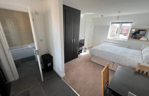 Newport Pagnell Apartment | Apartment suites in Broughton, Milton keynes