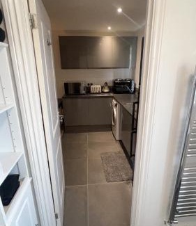 Newport Pagnell Apartment | Apartment suites in Broughton, Milton keynes