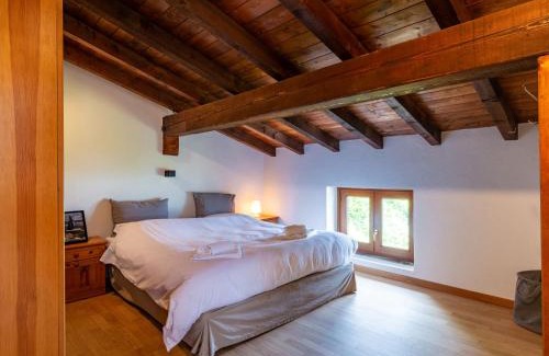 Vercana Apartment | Apartment Superiore by Interhome