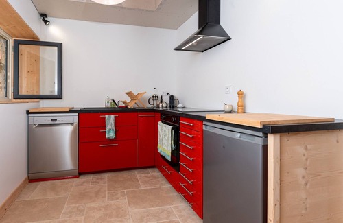 Plouhinec Apartment | Apartment 'Tetris Et Tampa' with Private Terrace, Shared Garden and Wi-Fi