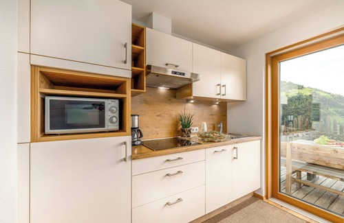 Vallarga Apartment | Apartment 'Tratterhof Apt Eidechsspitze' with Mountain View, Private Terrace and Wi-Fi
