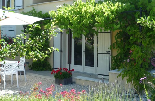 Montbrun-les-Bains Apartment | Apartment 'Villa Fleury Studio' with Mountain View, Private Terrace and Wi-Fi
