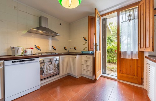 San Stefano Apartment | Apartment 'Villa Cala Caterina' with Sea View, Private Terrace and Air Conditioning