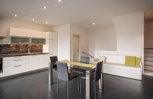 Caldaro Sulla Strada del Vino Apartment | Apartment Villa Laurin
