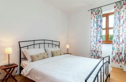 Stifanici Apartment | Apartment Villa Sand-4 by Interhome