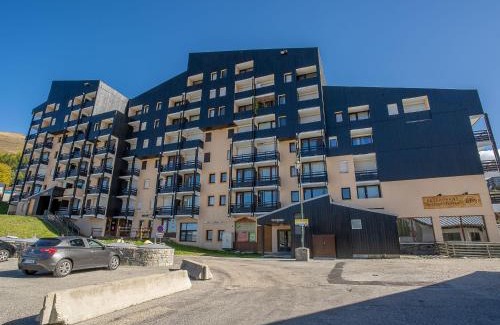 Les Menuires Apartment | Apartment Villaret 604 by Interhome