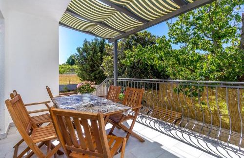 Skatari Apartment | Apartment Vivi