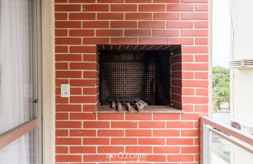 Ingleses Centro Apartment | Apartment w/Barbecue 450m From the Beach Rci0201
