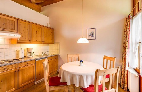 Vorderhindelang Apartment | Apartment West - Landhaus Kaufmann