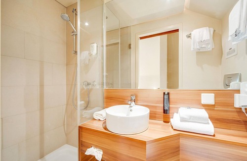 Maxglan House | Apartment with breakfast - Astoria, Hotel