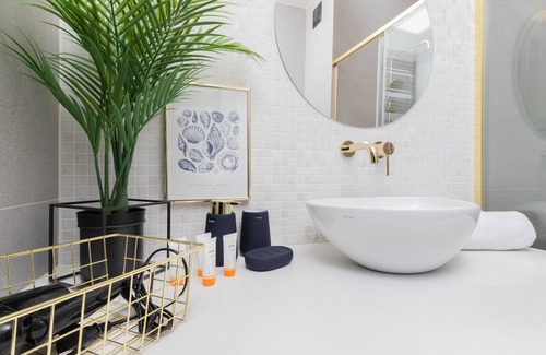 Wrzeszcz Apartment | Apartment With Parking by Renters