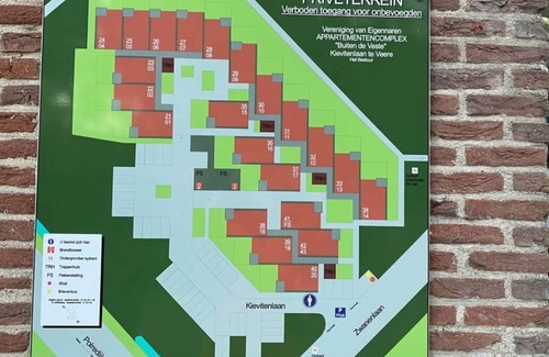 Zanddijk Apartment | Apartment with terrace and garden, close to Veerse Meer, Veerse Bos and Zee