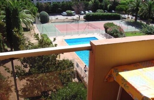 Hyeres City Centre Apartment | Apartment with terrace in residence with tennis and swimming pool