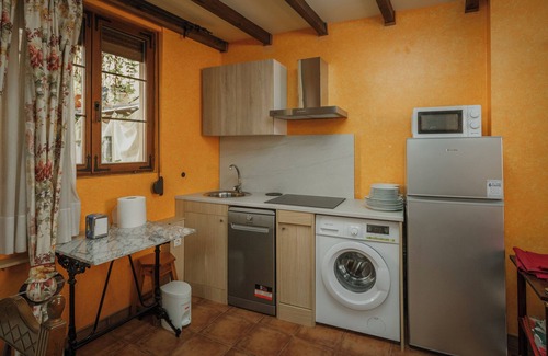 Ampudia Apartment | Apartment 'Y Corte Turismo Rural' with Wi-Fi