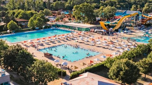 Sturovo Apartment | Apartment Zillion