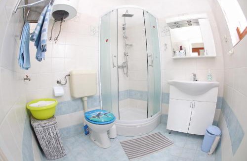 Ist Apartment | Apartment Zrinka