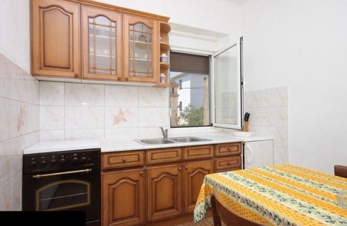 Veli Rat Apartment | Apartment Zvone (10708-A2) - Veli Rat (Dugi otok)