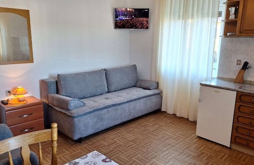 Veli Rat Apartment | Apartment Zvone (10708-A1) - Veli Rat (Dugi otok)