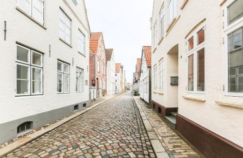 Zentrum Apartment | Apartmenthaus Theodor Storm Dämmerstunde