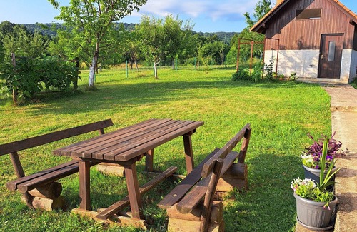 Catrnja Apartment | Apartments and rooms Zoran, (16222), Smoljanac, Croatia