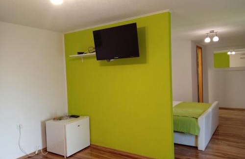 Smoljanac House | Apartments and Rooms Krizmanic