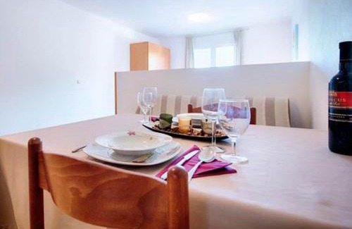 Pasadur Apartment | Apartments Bruna Lastovo-One Bedroom Apartment with Balcony and Sea View-Vanilija
