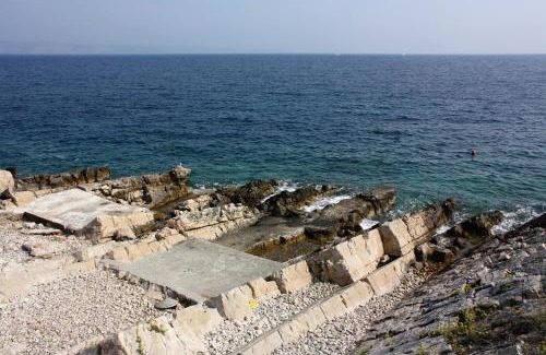 Cove Donja Krusica (Donje selo) Apartment | Apartments by the sea Cove Donja Kruscica - Donja Krusica, Solta - 12418