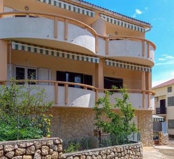 Lun Apartment | Apartments by the sea Cove Mulobedanj, Pag - 6275