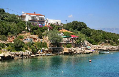 Pokrivenik Apartment | Apartments by the sea Cove Zarace - Gdinj, Hvar - 4598