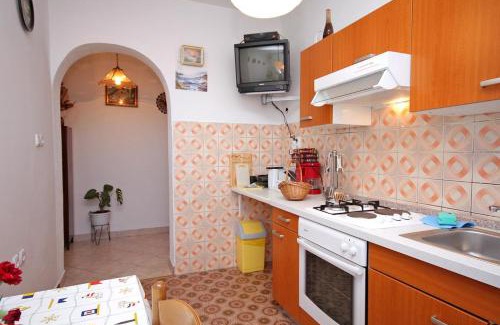 Kampor Apartment | Apartments by the sea Kampor, Rab - 5056