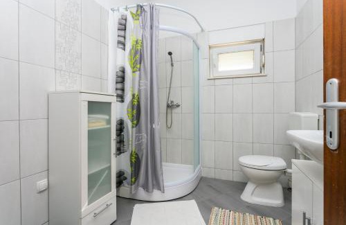 Kastel Stafilic Apartment | Apartments by the sea Kastel Stafilic, Kastela - 21145