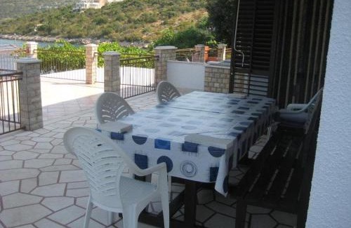 Maslinica Apartment | Apartments by the sea Maslinica, Solta - 774