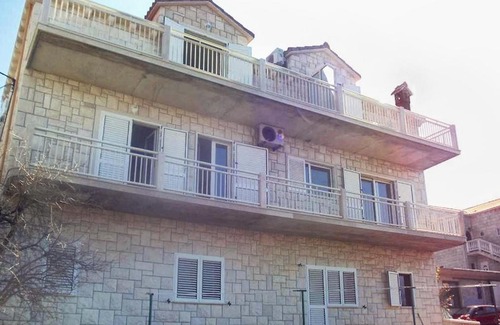 Sumartin Apartment | Apartments by the sea Sumartin, Brac - 5620