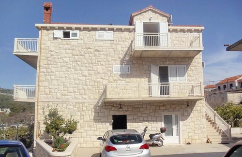 Sumartin Apartment | Apartments by the sea Sumartin, Brac - 5620