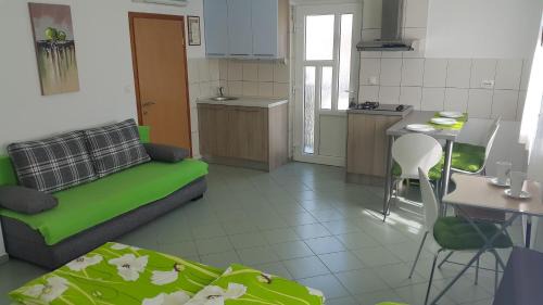 Kuceli Apartment | Apartments Carmen