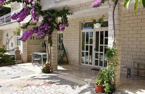 Kastel Kambelovac Apartment | Apartments Cipetic