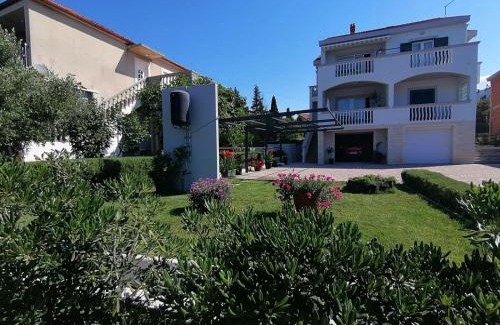 Diklo Apartment | Apartments Cloe