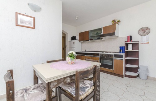 Jadrtovac Apartment | Apartments Davor (21221-A1) - Jadrtovac