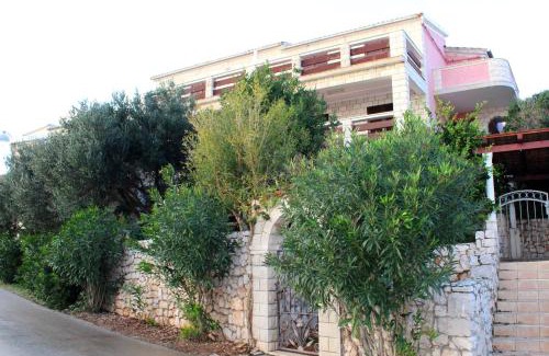 Zavalatica Apartment | Apartments Doris