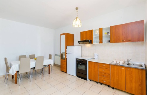 Cilipi Apartment | Apartments Dubrovnik Airport - Two Bedroom Apartment with Shared Terrace