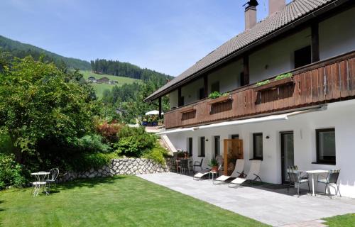 Valdaora di Sotto Apartment | Apartments Frieda