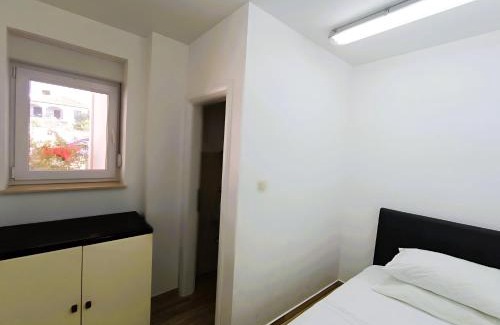 Turanj Apartment | Apartments in Turanj, 20m from the beach