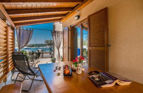 Klimno Apartment | Apartments Insula Aurea